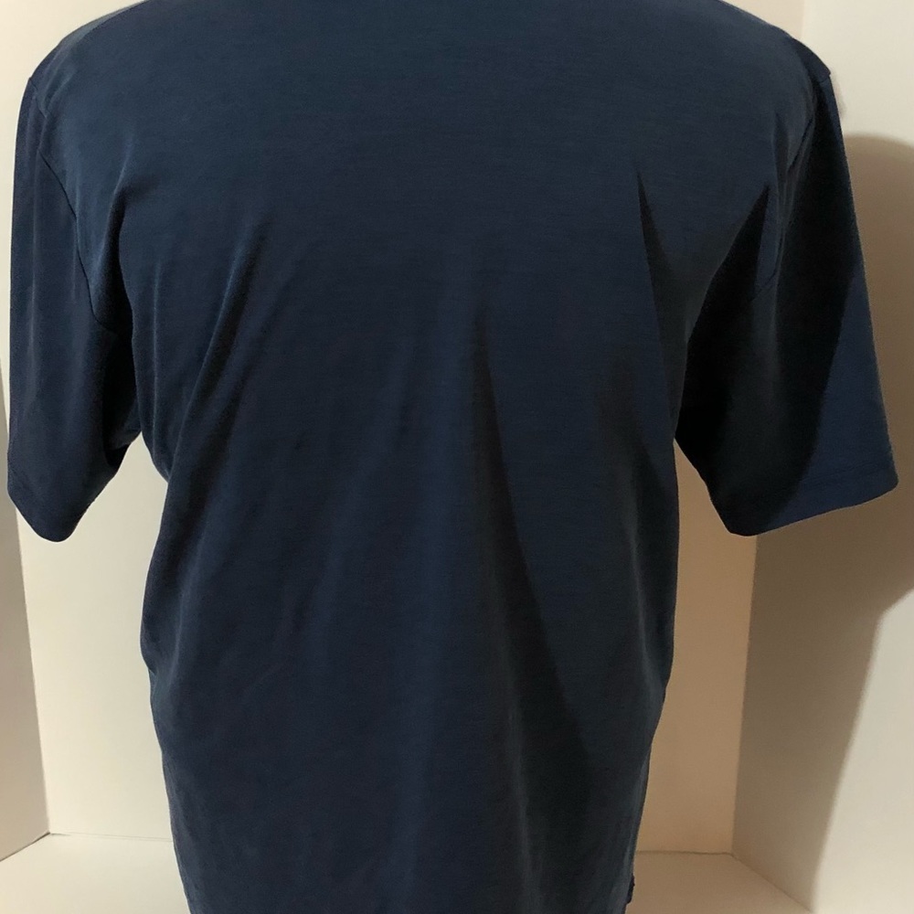 🚫sold🚫Travis Mathew golf polo shirt blue/red size XL - Picture 4 of 10